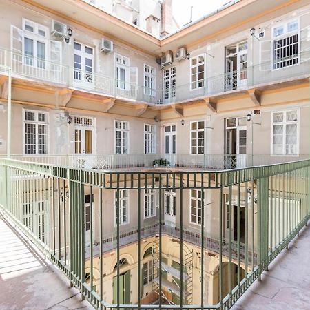 Leda'S Apartment Next To The Danube And Fashion Street Budapest Esterno foto