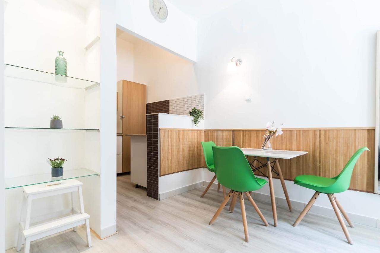 Leda'S Apartment Next To The Danube And Fashion Street Budapest Esterno foto